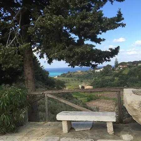 Casetta Dall'albero In Scopello Appartement